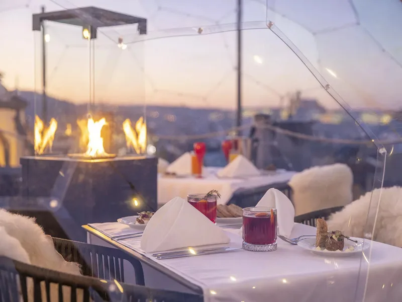 Aperitivo ve Sky Bar & Restaurant